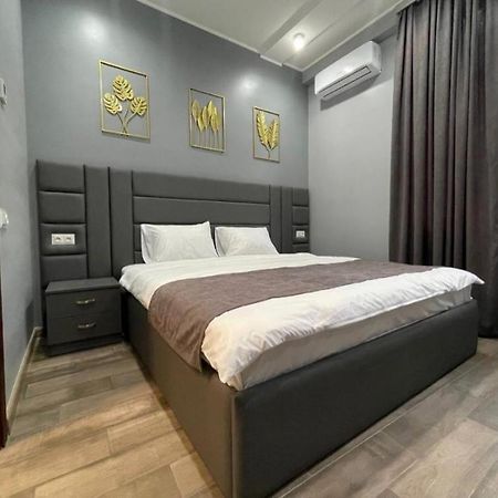 Days Hotel Yerevan Exterior photo