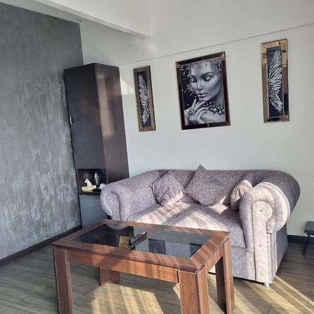 Days Hotel Yerevan Exterior photo
