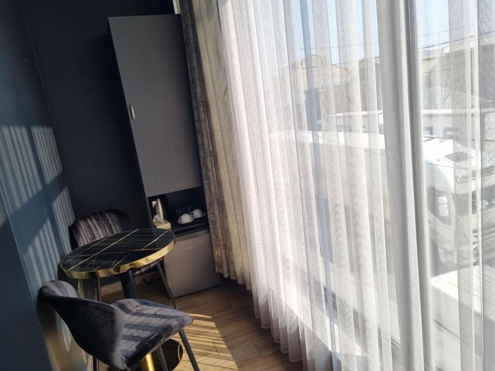 Days Hotel Yerevan Exterior photo